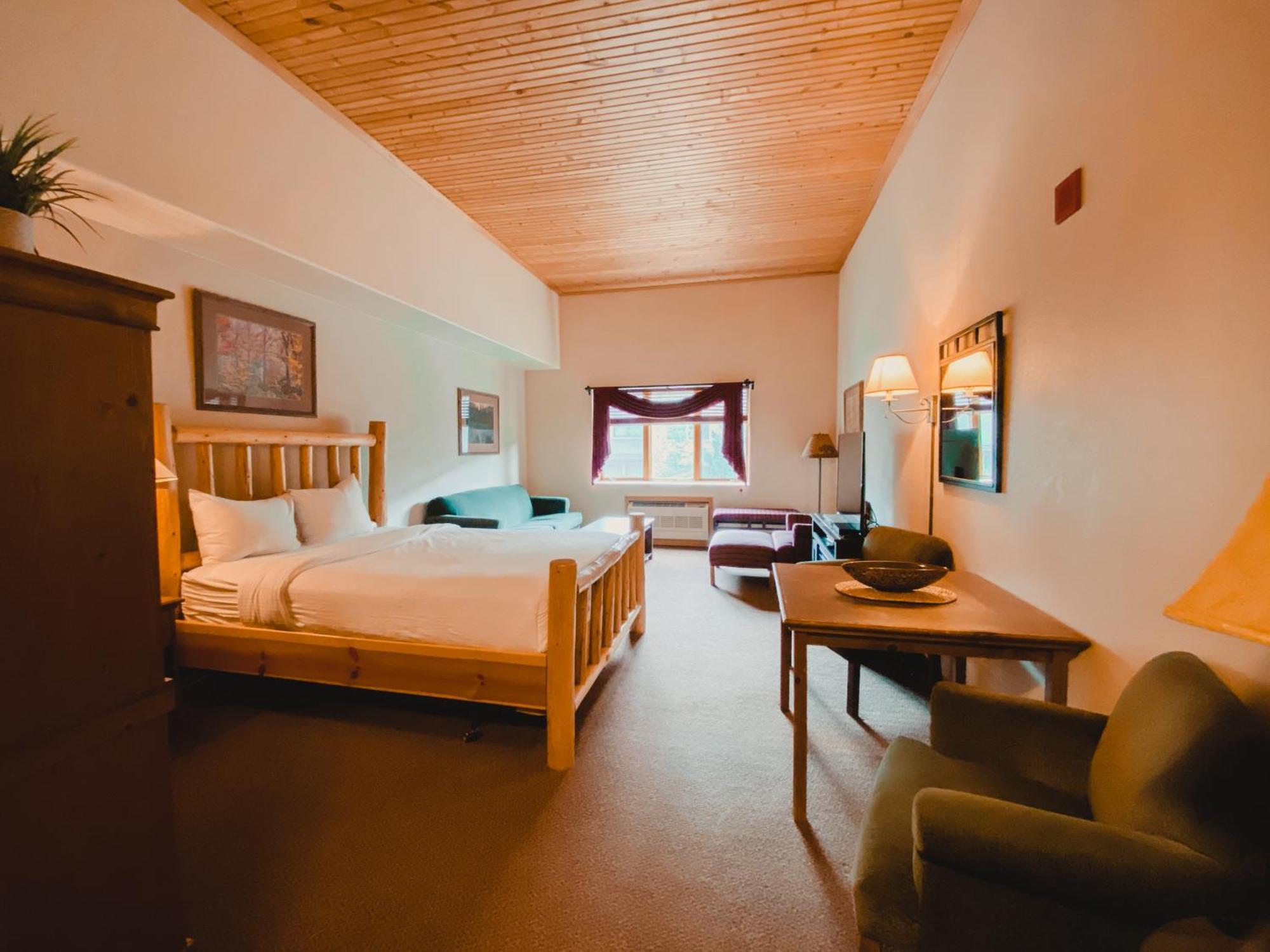 Studios At Gateway Lodge 基斯通 外观 照片