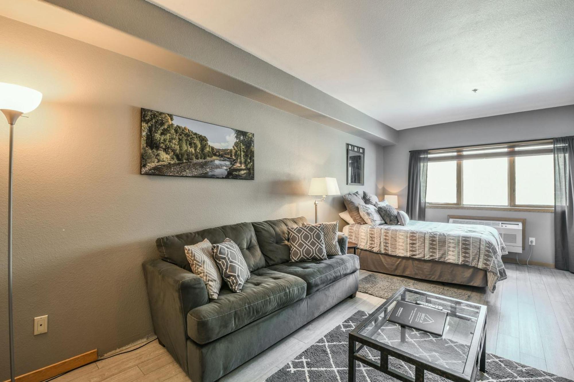 Studios At Gateway Lodge 基斯通 客房 照片